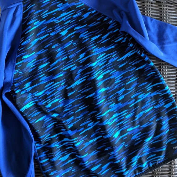 🔥 Nike Hoodie - Picture 3 of 7